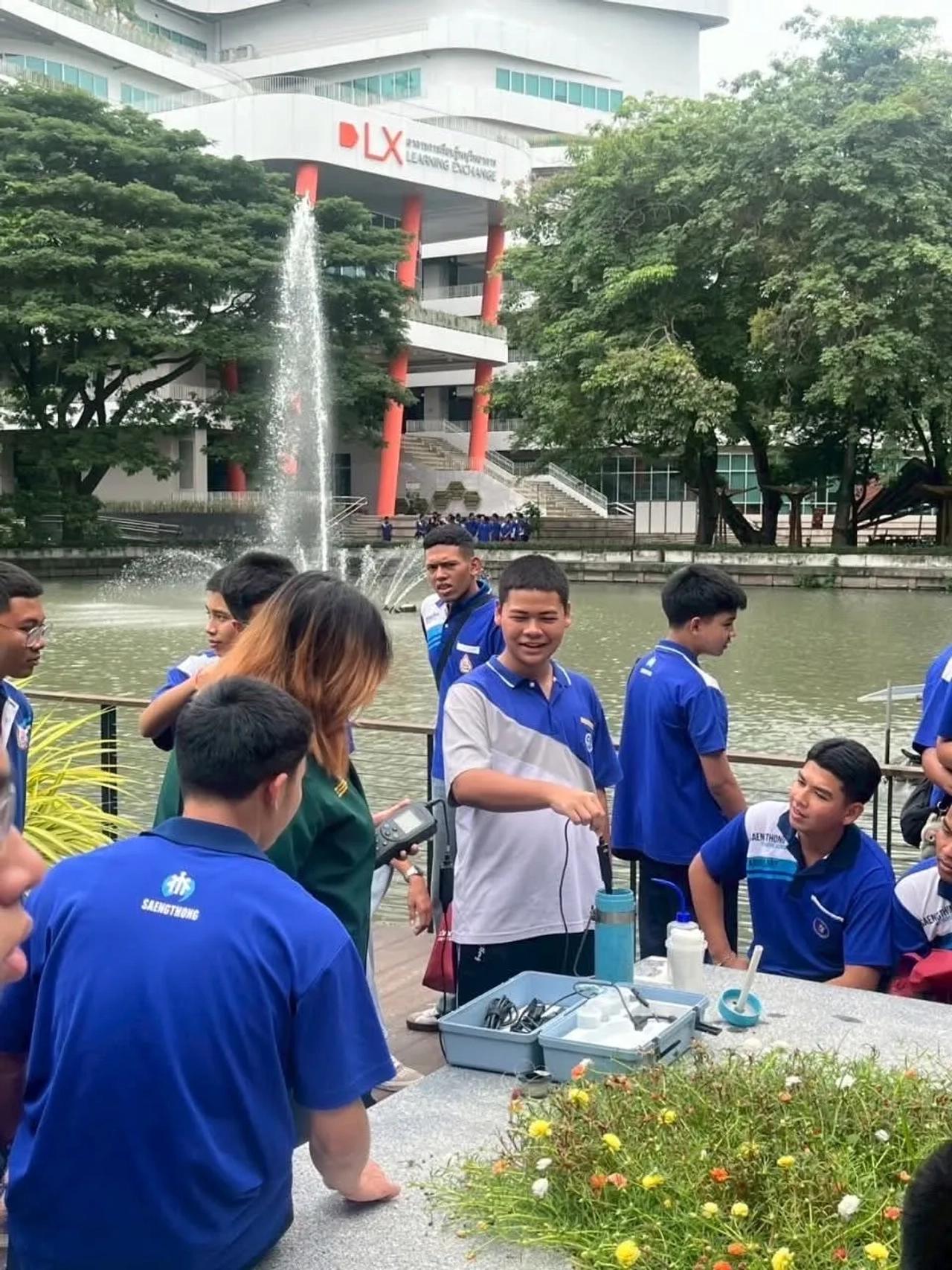 Dream fo green (เส้นทางฝันเพื่อโลก)